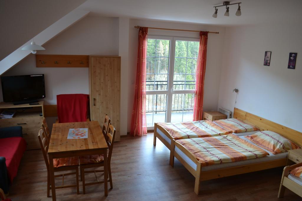 Homestay Orbit Karlov Pod Pradedem *