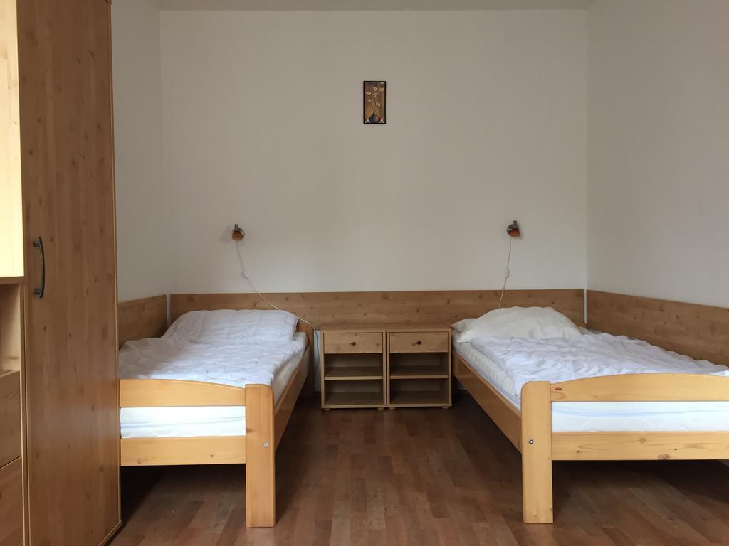 Homestay Orbit Karlov Pod Pradedem *